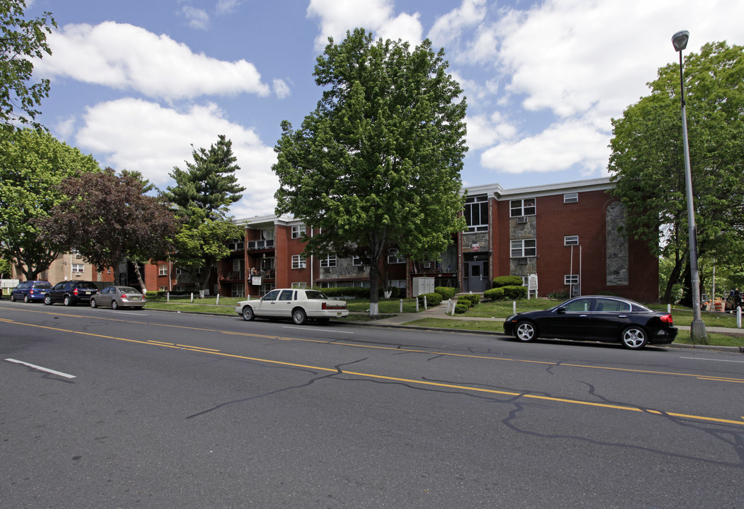 Cleveland Apartments in Orange, NJ - Building Photo