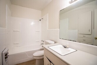 2328 62nd St in Lubbock, TX - Building Photo - Building Photo
