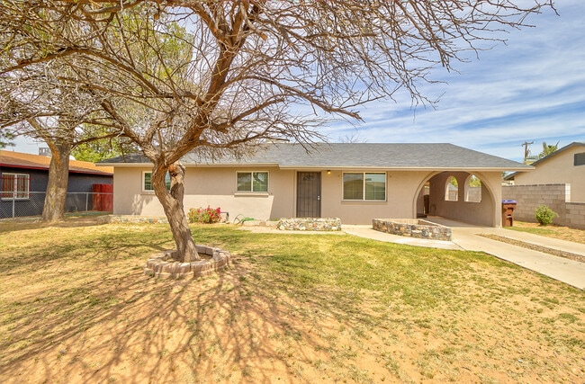 property at 334 W Harding Ave