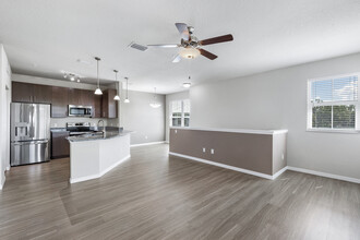 The Bergamot / Apartments on 780 in Sarasota, FL - Building Photo - Building Photo