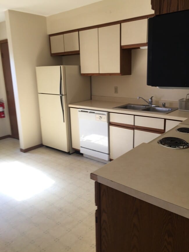 1815 3rd St E in Menomonie, WI - Building Photo - Building Photo