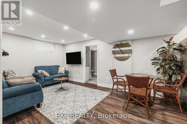 346 Moorlands Crescent in Kitchener, ON - Building Photo - Building Photo