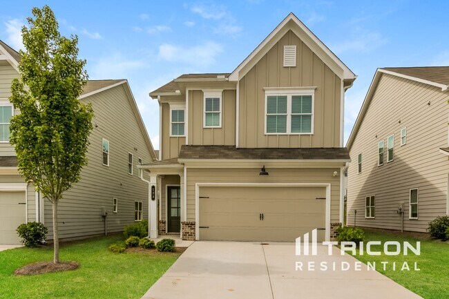 property at 123 E Rdg Wy