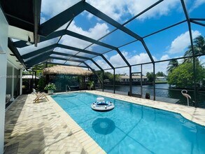 2827 McKinley St in Hollywood, FL - Foto de edificio - Building Photo