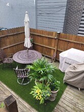 1255 N Honore St, Unit Honore in Chicago, IL - Building Photo - Building Photo