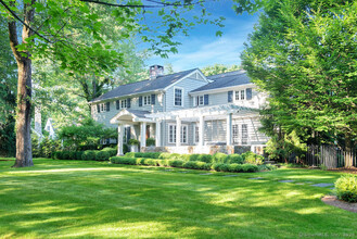 474 Brookside Rd in New Canaan, CT - Building Photo - Building Photo