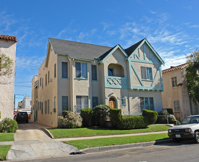 346 N Genesee Ave in Los Angeles, CA - Building Photo - Building Photo