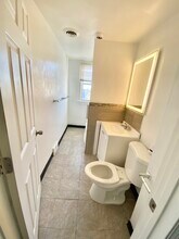 817 Anaheim St, Unit 4 in Pittsburgh, PA - Building Photo - Building Photo