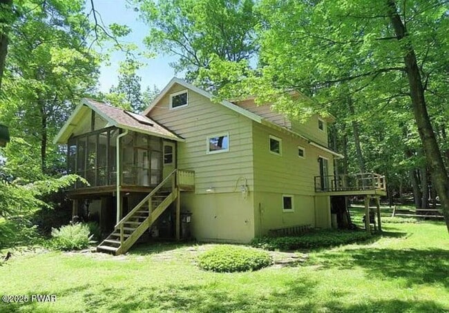 46 Summit Cir in Lakeville, PA - Building Photo - Building Photo