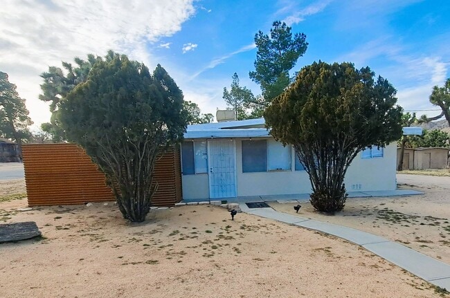 property at 7492 Hopi Trail