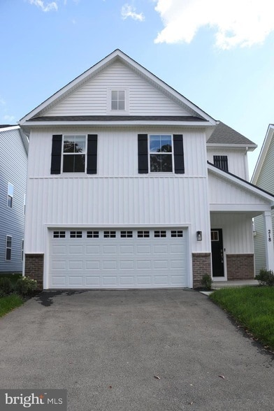 218 Munsee Cir, Unit 4 in Winchester, VA - Building Photo - Building Photo