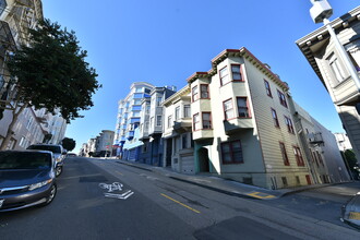 1068 Pacific Ave in San Francisco, CA - Building Photo - Building Photo