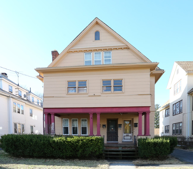 102 Harrison St in New Britain, CT - Building Photo - Building Photo