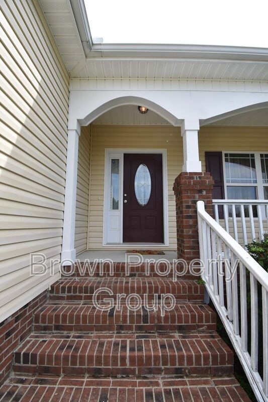 101 Jaylin Blvd in Spring Lake, NC - Building Photo - Building Photo