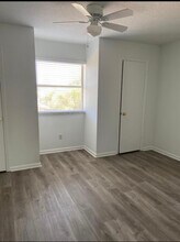 183 11th Ave N in Jacksonville Beach, FL - Building Photo - Building Photo