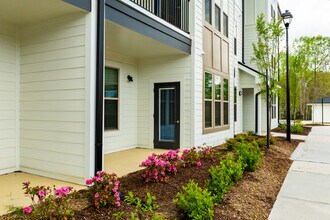 Century Grove Park in Knightdale, NC - Building Photo - Building Photo