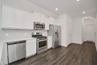 15819 Kinlough Dr in Humble, TX - Foto de edificio - Building Photo