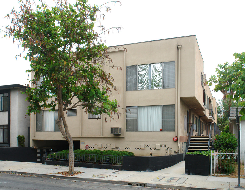 812 Westbourne Dr in West Hollywood, CA - Building Photo