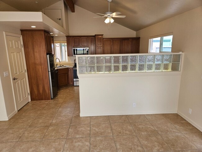 337 Las Vegas St in Morro Bay, CA - Building Photo - Building Photo