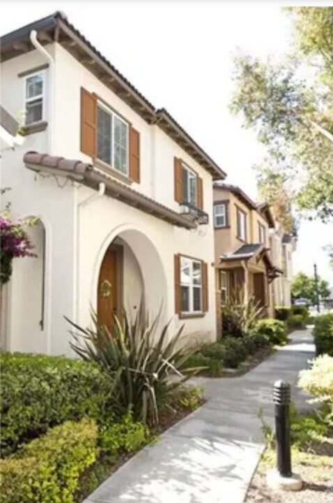 7005 Vanderbilt St in Chino, CA - Building Photo