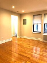 109-20 Queens Blvd in Queens, NY - Building Photo - Building Photo