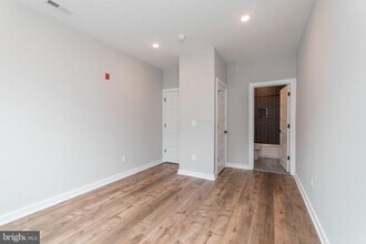 439 N 35th St in Philadelphia, PA - Building Photo - Building Photo