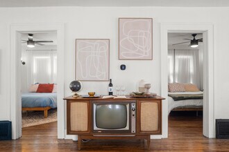 640 48th St in Des Moines, IA - Building Photo - Building Photo