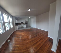 1150 S 60th St in Philadelphia, PA - Building Photo - Building Photo