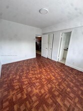 505 NE 82nd St in Miami, FL - Foto de edificio - Building Photo