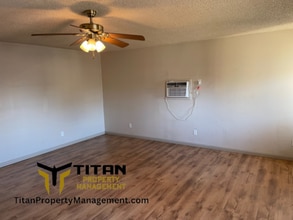 221 Magnolia in Benton, AR - Building Photo - Building Photo