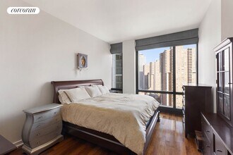 101 Warren St in New York, NY - Building Photo - Building Photo