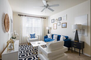 Hammock Oaks in Mount Dora, FL - Building Photo