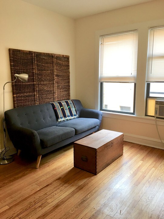 2649 N Spaulding Ave-Unit -N/A in Chicago, IL - Building Photo