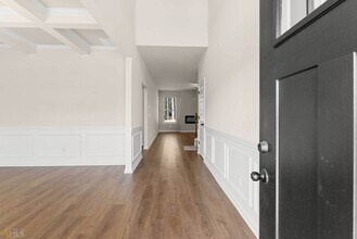 755 Lakehaven Ln in Loganville, GA - Building Photo - Building Photo