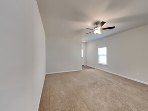 11412 Bright Sun Dr in Houston, TX - Building Photo - Building Photo