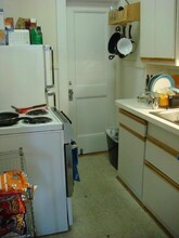 466 Commonwealth Ave, Unit 1 in Boston, MA - Building Photo - Building Photo