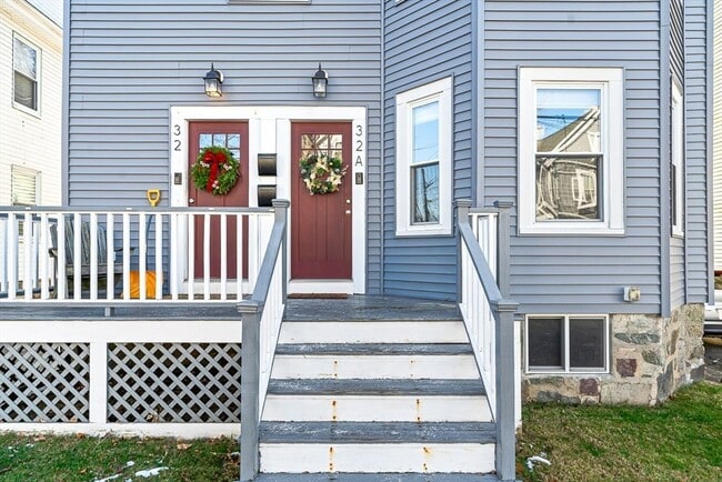 32 Watts St in Malden, MA - Building Photo - Building Photo