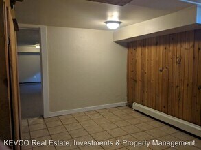 321 Edwards St in Fort Collins, CO - Building Photo - Building Photo