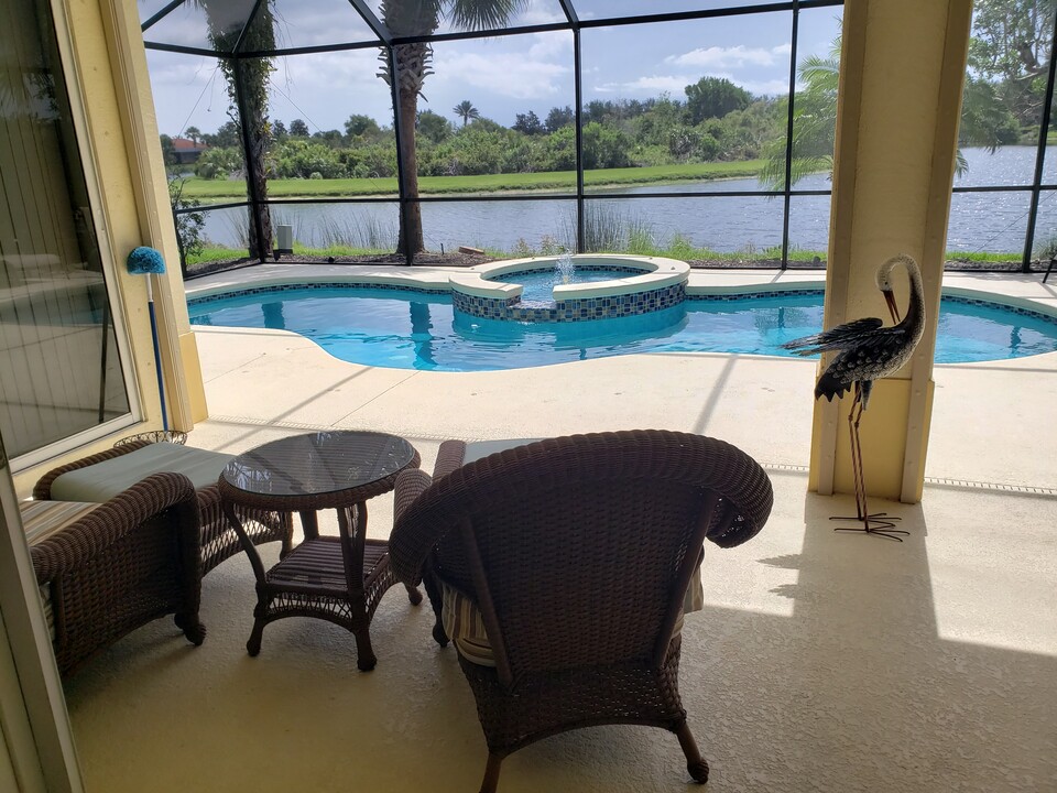 165 Treviso Ct in Nokomis, FL - Building Photo