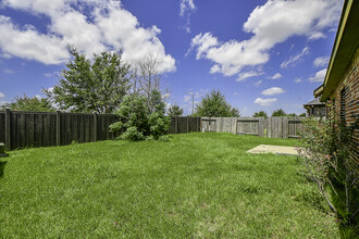 9606 Rich Mountain Dr in Rosenberg, TX - Building Photo - Building Photo