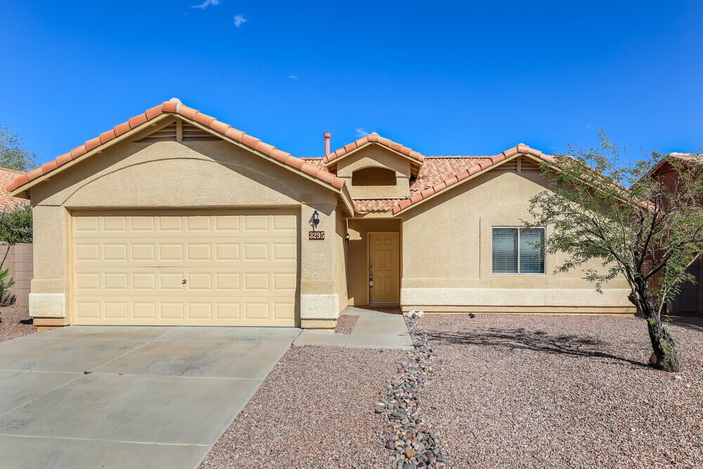 3295 S Rainburst Pl in Tucson, AZ - Building Photo