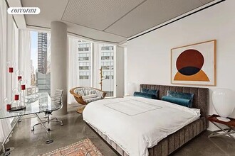 100 E 53rd St in New York, NY - Building Photo - Building Photo