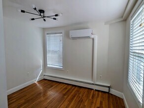 6 Munroe St in Beverly, MA - Building Photo - Building Photo