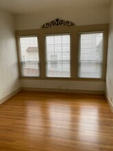 2515 SE 23rd Ave in Portland, OR - Foto de edificio - Building Photo