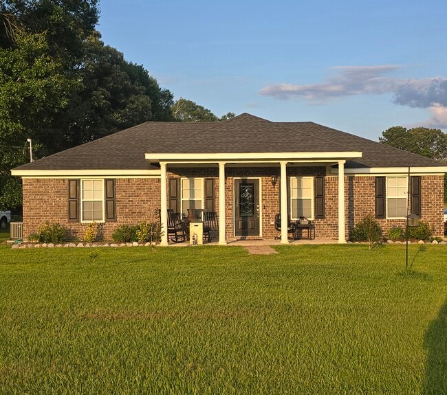 property at 19 Chandler Loop