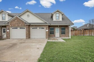 111 Stockton Family Ct in Jarrell, TX - Building Photo - Building Photo