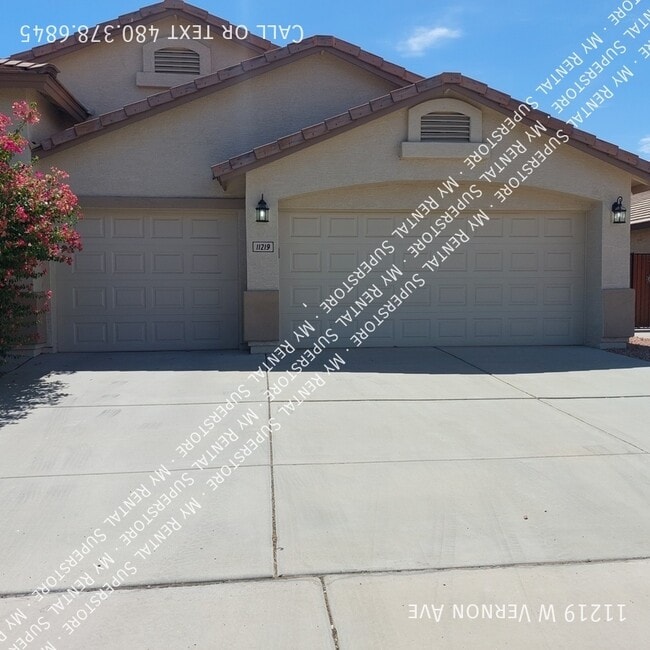 11219 W Vernon Ave in Avondale, AZ - Building Photo - Building Photo