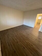 821 W Colden Ave, Unit #7 in Los Angeles, CA - Foto de edificio - Building Photo