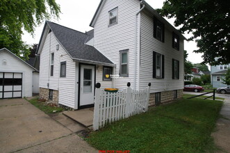 442 Ellis St in Fond du Lac, WI - Building Photo - Building Photo