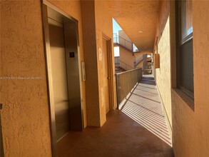 1800 W 54th St in Hialeah, FL - Building Photo - Building Photo
